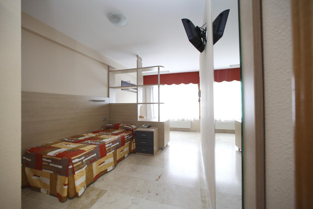 Hotel Rialta Culleredo Luaran gambar